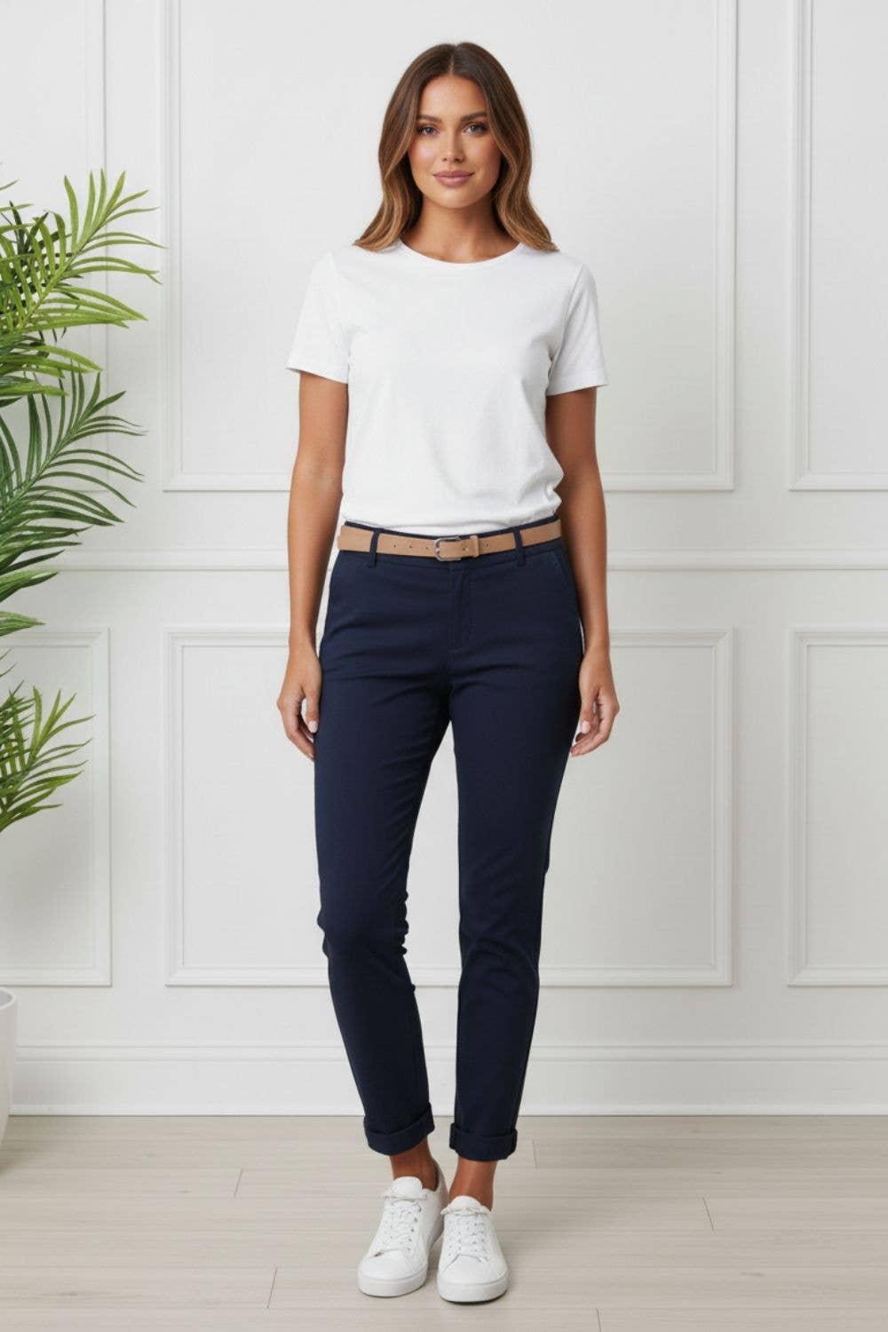 Removable Belt Slim Cropped Trousers
: NAVY / 12