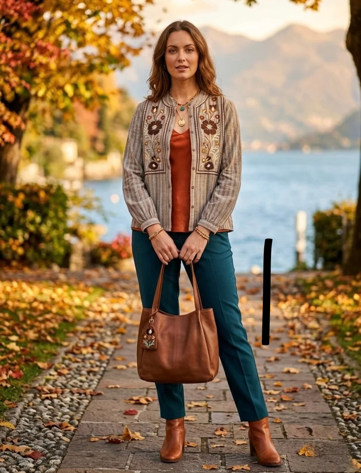 FLORAL EMBROIDERED STRIPPED SHIRT taupe