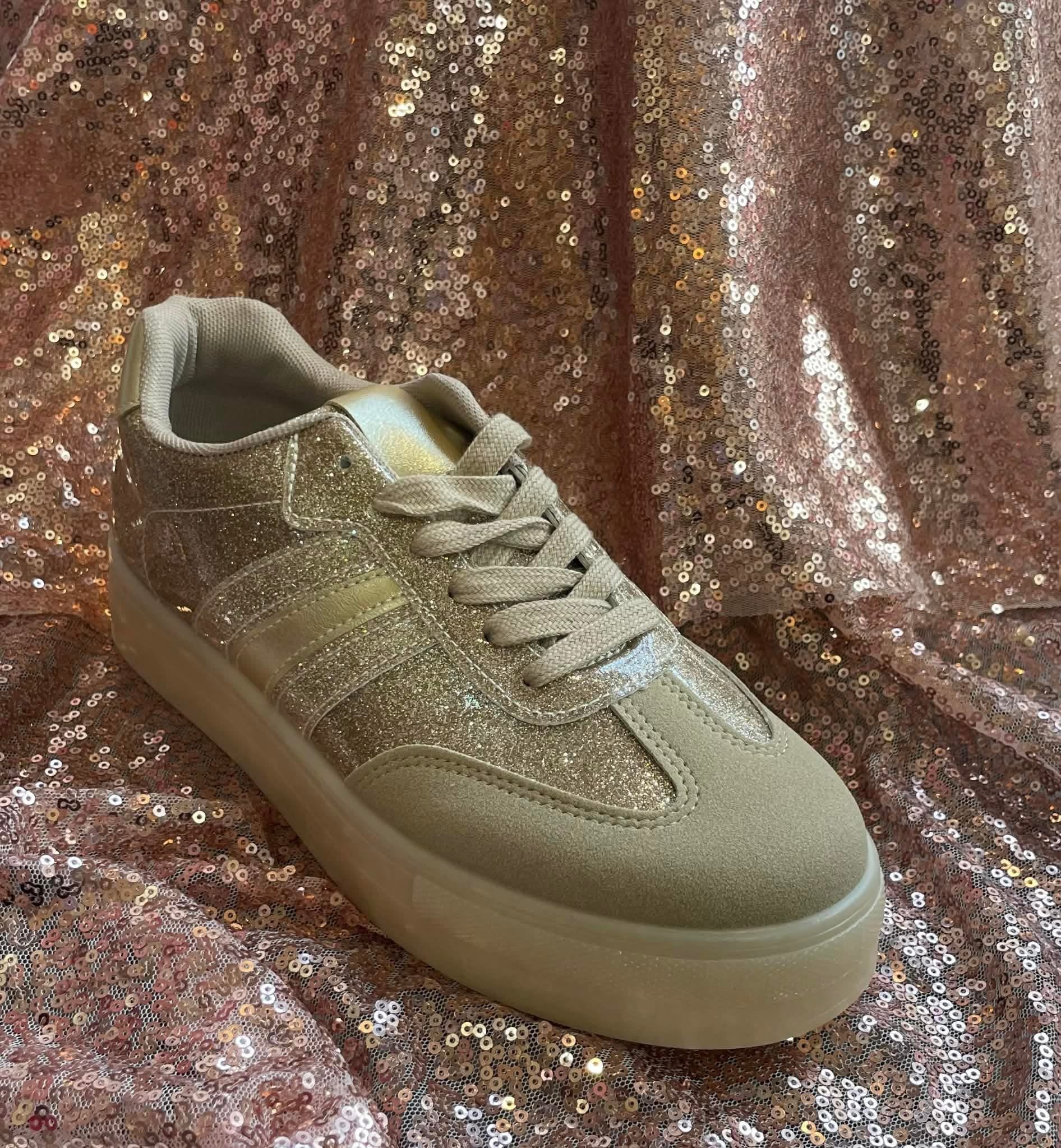 Chloe trainer